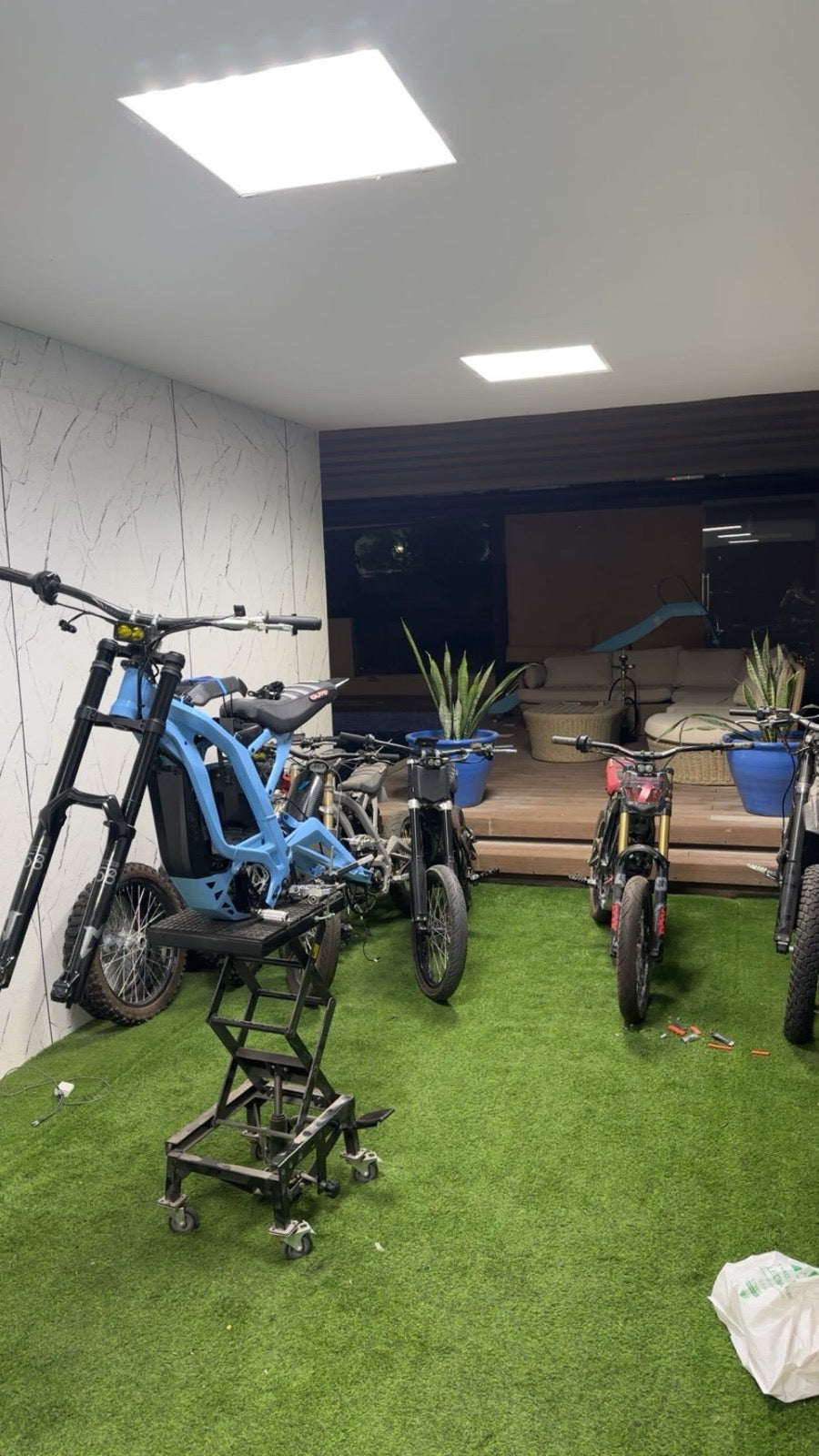 VoltMoto custom build 16