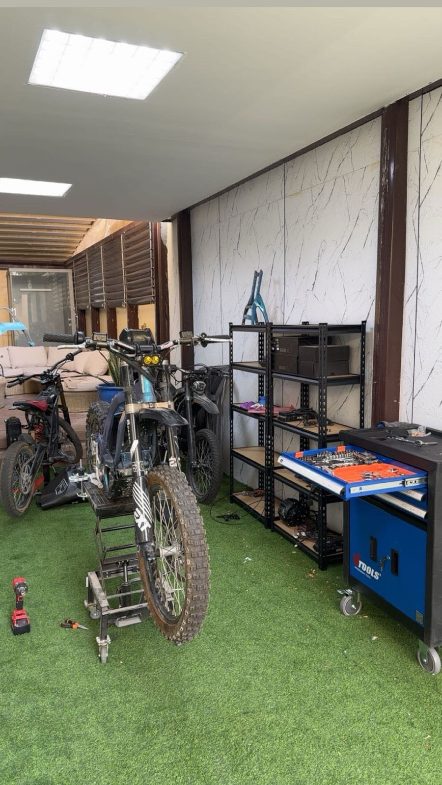 VoltMoto custom build 18